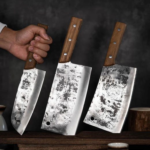 【顺丰快递】极客手工锻打刀具｜美食之都 中国乐山 手工锻打 长城特钢刀身 用完及时擦拭干净，避免生锈 进口柚木刀柄 坚韧锋利  终身售后 商品图1