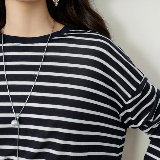 【严选】诗凡黎春秋薄T恤7H3100331 商品图3