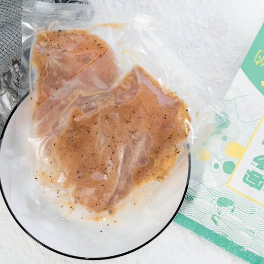 原味/黑胡椒鸡排| 选用优质鸡胸肉， “0”厨艺也能做的大餐，12小时腌制，丝丝入味，鲜肉制作，2种口味，100g/袋，无防腐剂添加⭐️顺丰快递 商品图1