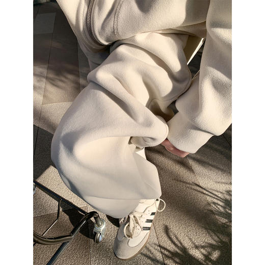 <曾小咸推荐> 2.19 现货秒杀 ！微信超特价！摇粒绒连帽卫衣 日常219.99 立减120 秒杀99.99！！摇粒绒休闲裤 日常199.99 立减120 秒杀79.99！！ 商品图4