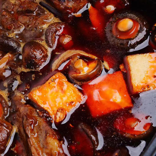 【顺丰】重庆火锅底料|重庆地道老火锅风味，传统工艺，牛油熬制锅底，麻辣劲爽，鲜香浓郁。可涮火锅，炒菜，煮面，麻辣烫、冒菜。200g/袋 商品图2