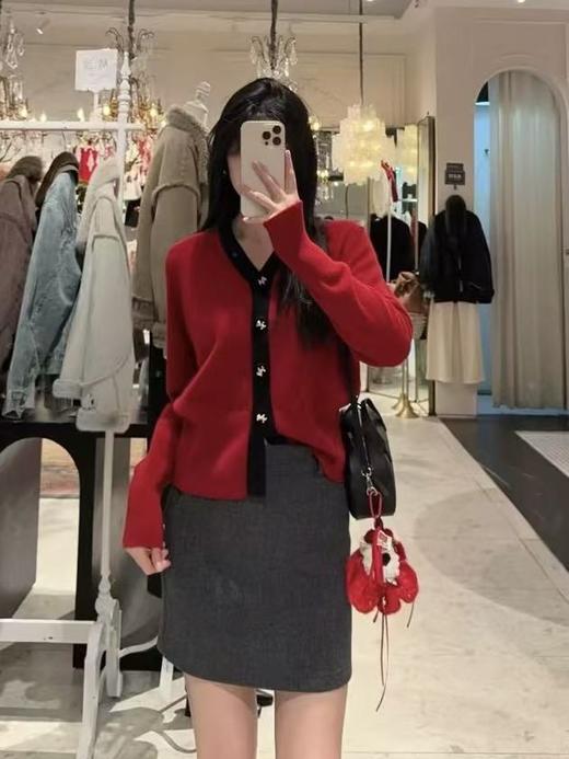 【门店同款】ENJOY冬季“午马”精致扣针织开衫 169259481 商品图1