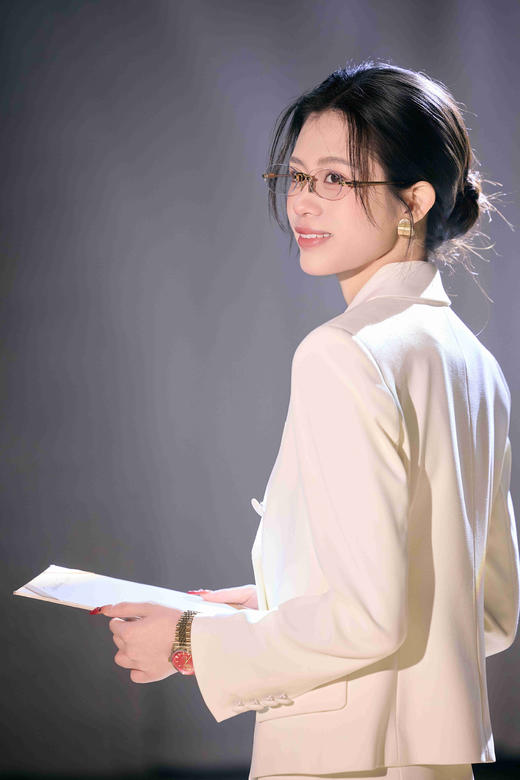 法小曼*子珍同款主持人白色西装套装气质显瘦显高西服 商品图1