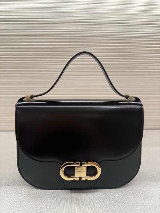FERRAGAMO 单肩包女  0789541-019 . 商品图0