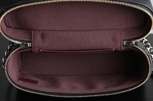 香奈儿 25C 𝖫𝖯盒子手拿包 黑色♥ （LZ ） 商品图7