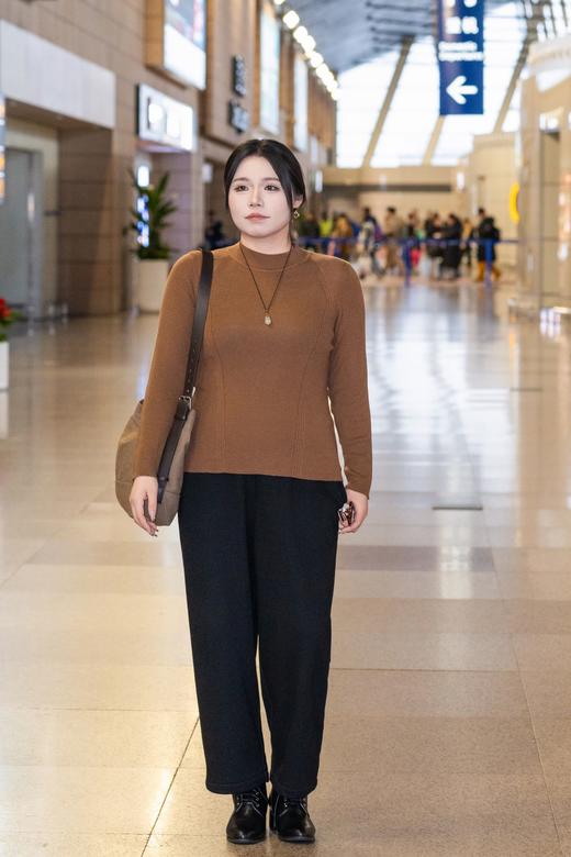 【羊毛打底衫】【半高领】高弹保暖  奢侈品牌同款扬子纱线  半高领舒适轻盈  隐形腰节线遮肉显瘦~ 商品图10