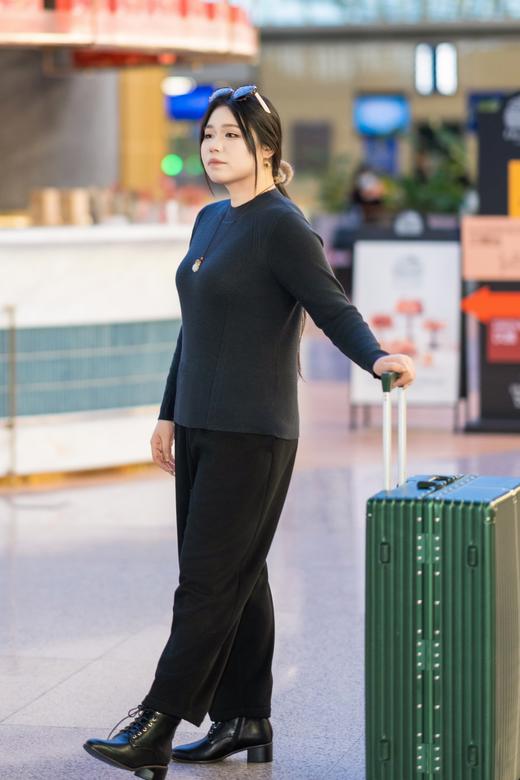 【羊毛打底衫】【半高领】高弹保暖  奢侈品牌同款扬子纱线  半高领舒适轻盈  隐形腰节线遮肉显瘦~ 商品图14