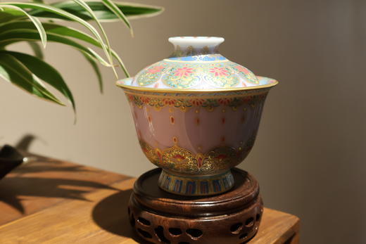 单色釉描金图案纹盖碗 商品图0