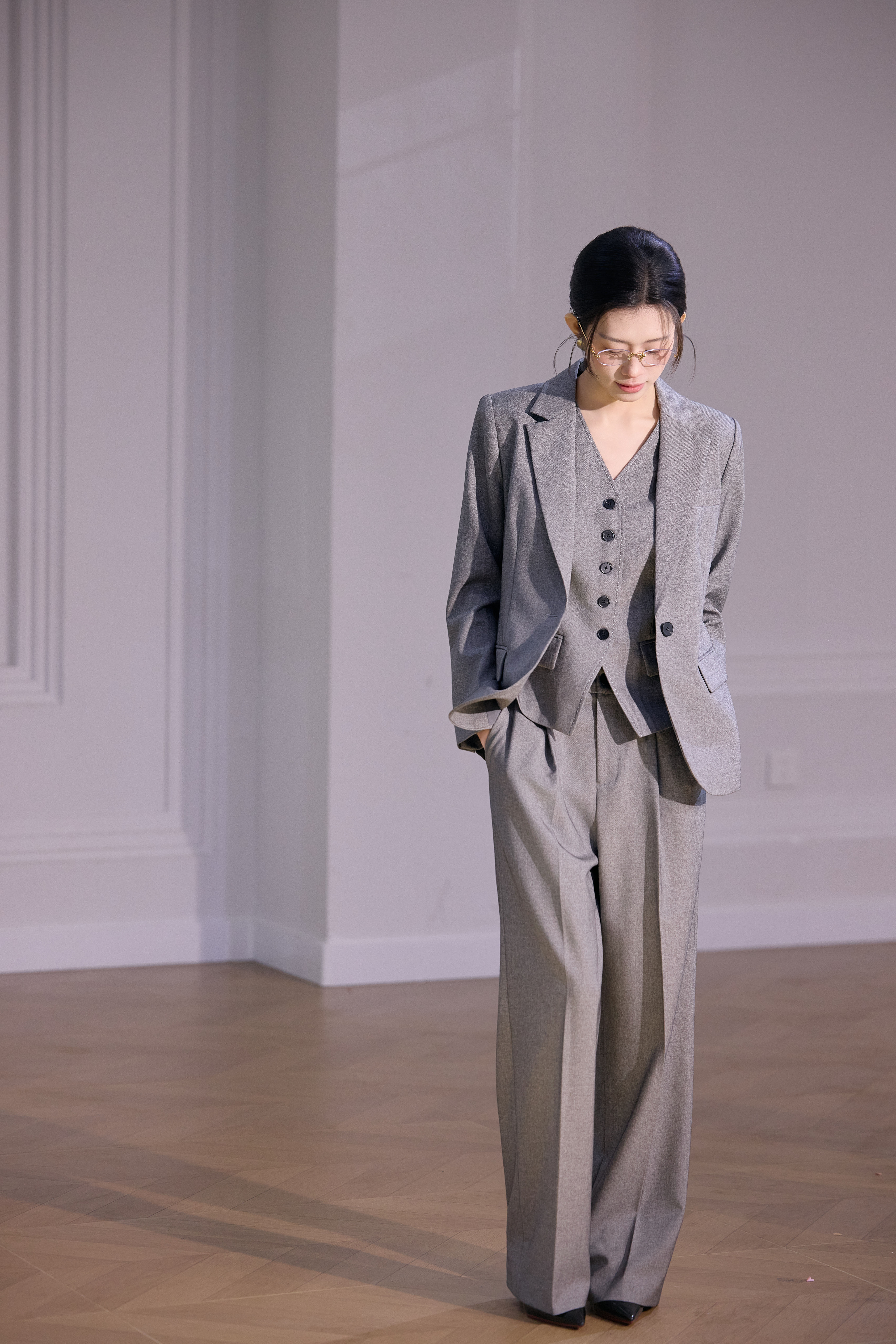 法小曼*子珍气质高级感马甲三件套cmp2745