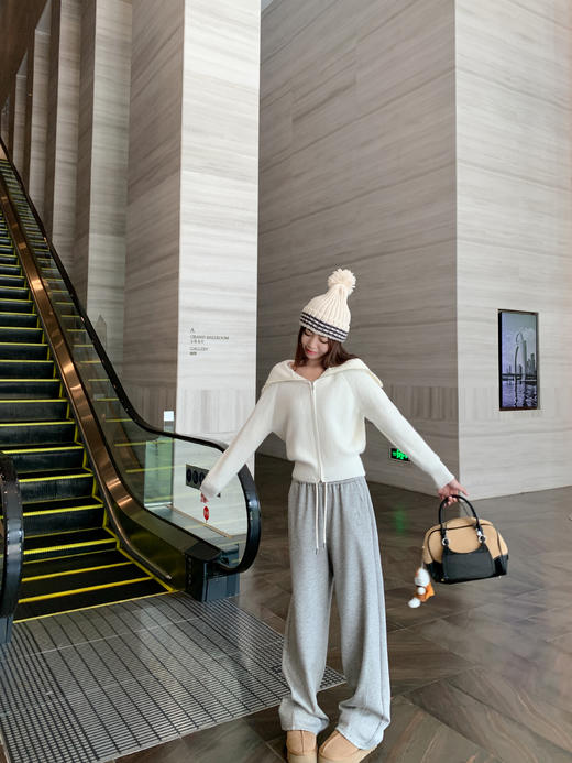 <曾小咸推荐> 2.19 现货秒杀 ！微信超特价！拉链短毛衣外套 日常159.99 立减70 秒杀89.99！！休闲裤 秒杀89.99！！ 商品图6