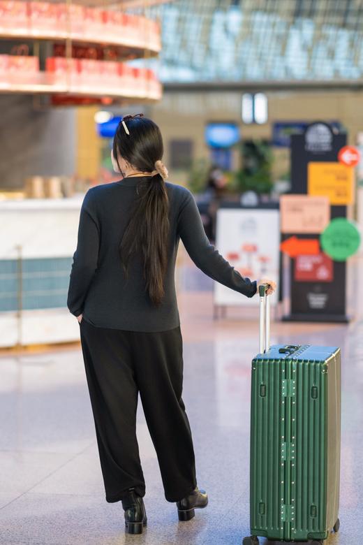 【羊毛打底衫】【半高领】高弹保暖  奢侈品牌同款扬子纱线  半高领舒适轻盈  隐形腰节线遮肉显瘦~ 商品图6