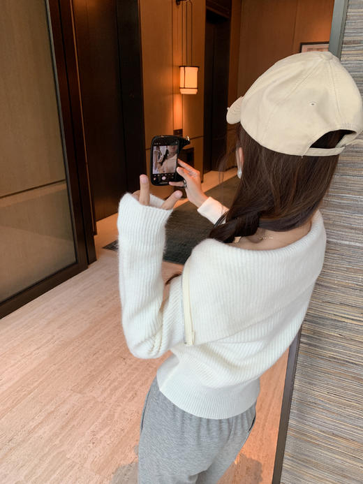 <曾小咸推荐> 2.19 现货秒杀 ！微信超特价！拉链短毛衣外套 日常159.99 立减70 秒杀89.99！！休闲裤 秒杀89.99！！ 商品图11