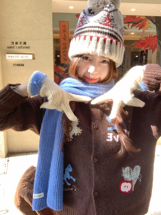 <曾小咸推荐> 2.18 现货秒杀 ！微信超特价！韩系复古刺绣针织开衫 日常229.99 立减140 秒杀89.99！！ 商品图5