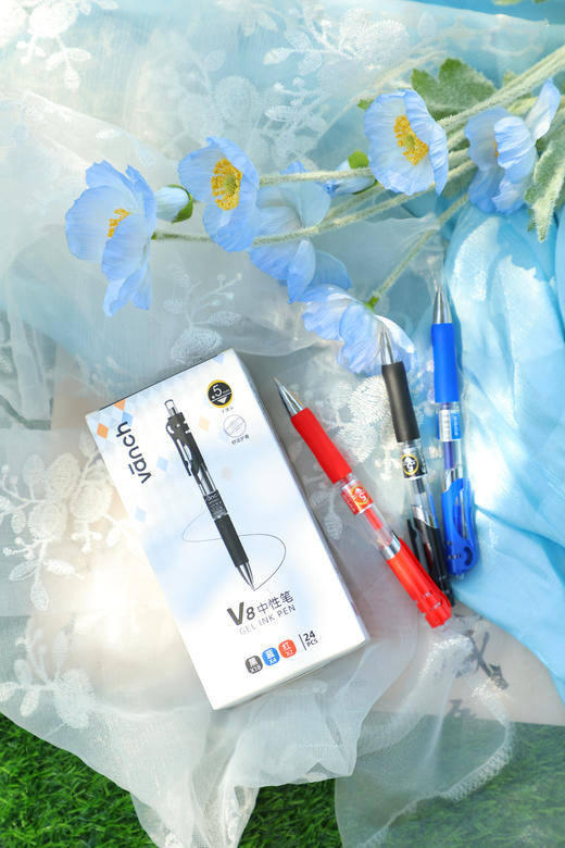 【贝发V8按动中性笔】🔥只要不停产😢，我可以用到老！ 学生党/打工人🆗通用，书写流畅，秒干不脏手，墨量足✨ 😖谁懂啊，买笔的尽头，就是这种经典款！ 商品图1