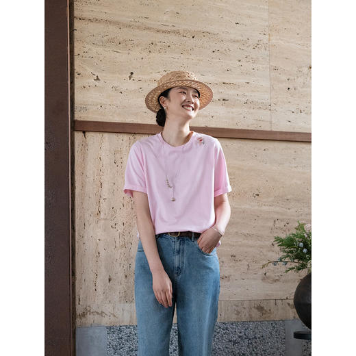 牧衣游原创手工刺绣纯棉T恤新款简约圆领百搭休闲短袖套头衫 乐渝 商品图3