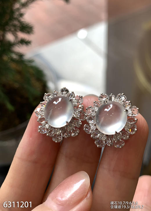 6311201，蛋面耳钉。具体价格微信咨询 商品图3