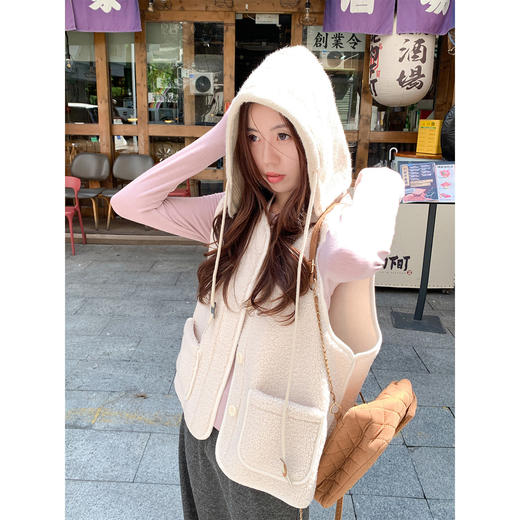 <曾小咸推荐>2.27现货秒杀 ！微信超特价！韩系叠穿连帽羊羔毛马甲 日常209.99 立减110 秒杀99.99！！红色提花费尔岛针织衫毛衣 秒杀89.99！ 商品图3