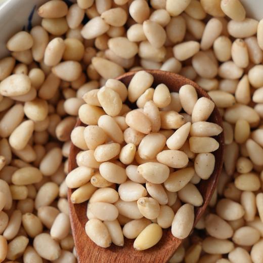 【坚果精选】有机雪松子仁 长白山产区自然成熟雪松子 低温烘烤非油炸 有机认证 无壳免剥 果仁饱满 颗粒均匀饱满 自然松香 酥脆回甘 商品图0