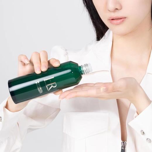 【全球购A义乌】HR赫莲娜绿宝瓶精华护肤套组 新肌水200ml+绿宝瓶精华50ml 商品图6
