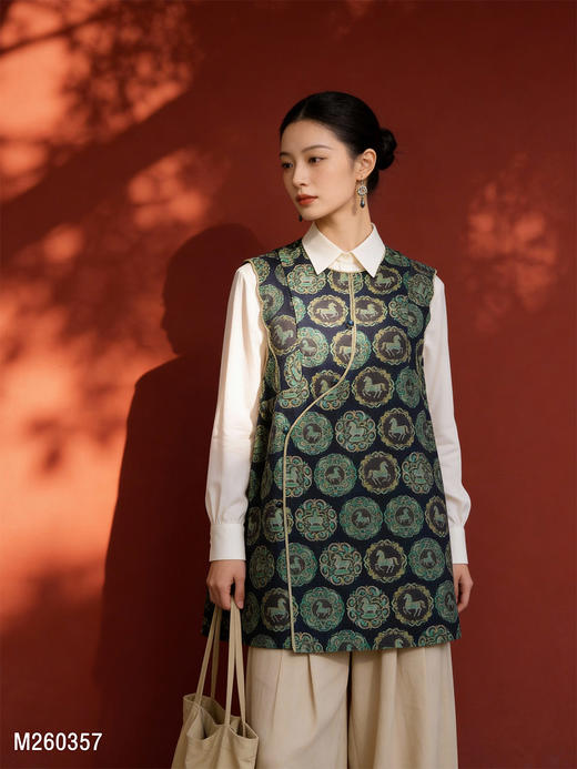 M260357马甲 商品图3