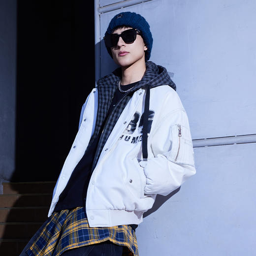 【新品上新】HX 冬季带帽茄克衫C105540038101 商品图1