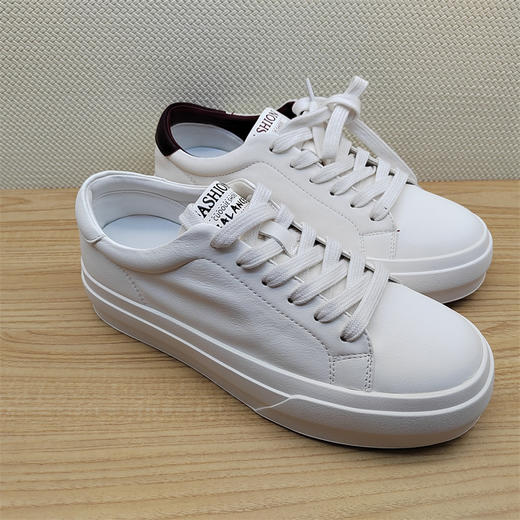 2024豪行秋冬新款24369621真皮运动休闲低跟女鞋单鞋板鞋 商品图2