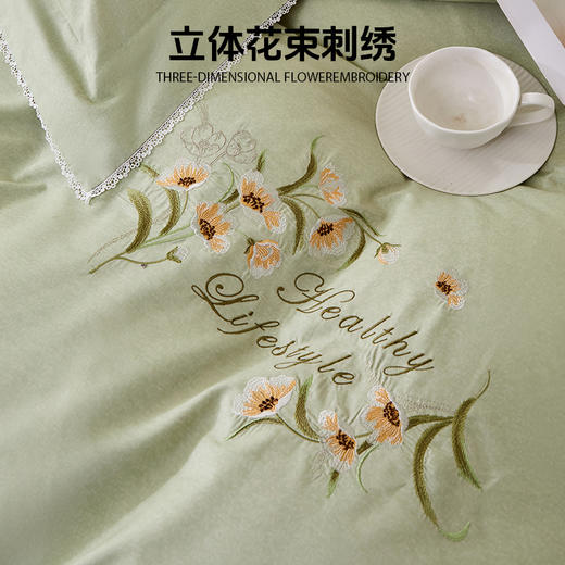 多喜爱 全棉斜纹印花套件花涧晨晓/花溪畔/春棠/花枝嫚嫚/花町眠语【新疆棉】【芬纳诺抗菌】【礼盒包装】 柔软亲肤 吸湿透气 耐洗耐磨 不易褪色 商品图3