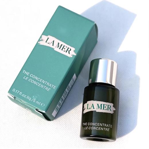 买4送1  LAMER/海蓝之谜浓缩精华露小样5ML （有效期28-6） A-5798 商品图4