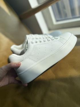 【春款定制真皮小白鞋】3.5cm超轻厚底、一双会呼吸的小白鞋~  进口牛皮里层羊皮 柔软舒适 四季百搭