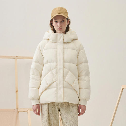 谜底短款羽绒服女士2025冬新款学院风减龄宽松百搭连帽257MY7859 商品图0
