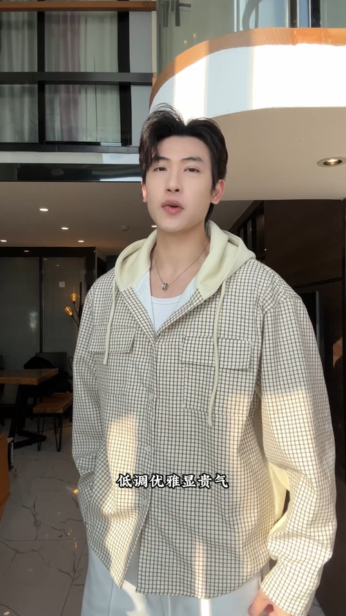 31037SDSA男士秋冬新款痞帅男装潮牌撞色格子拼接设计连帽衬衫百搭时尚