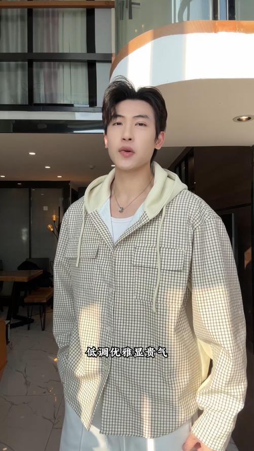 31037SDSA男士秋冬新款痞帅男装潮牌撞色格子拼接设计连帽衬衫百搭时尚 商品图0