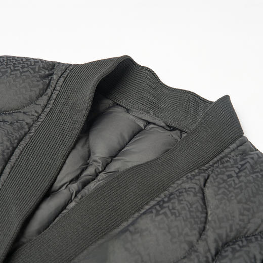 谜底短款羽绒服女士2025秋冬新款极简百搭宽松V领鸭绒服257MY8801 商品图3