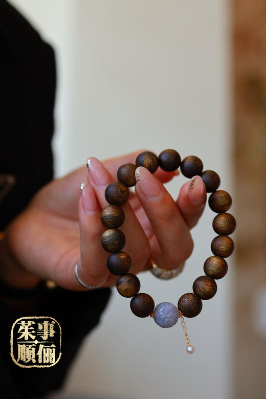 【茱事顺俪】18k黄金翡翠沉香手链 商品图3