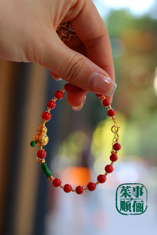 【茱事顺俪】18k黄金沙丁红珊瑚葫芦手链 商品图4