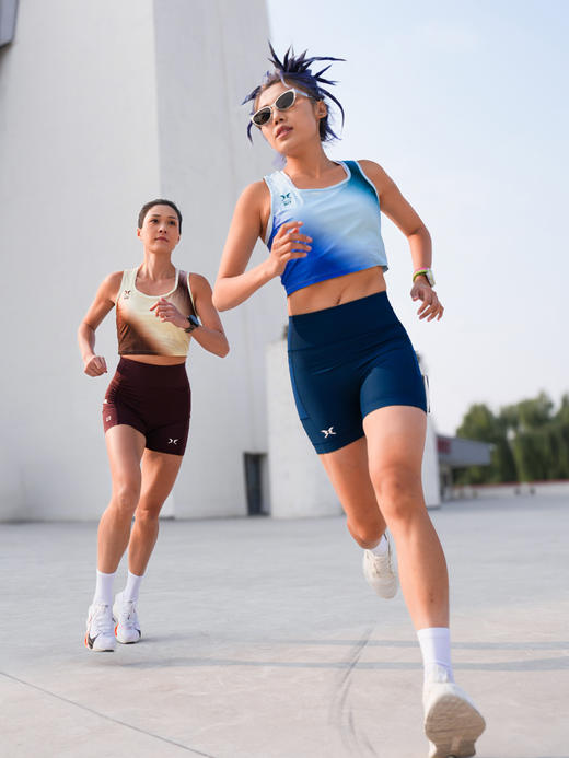 BODYWIT逐光2.0女短背心 商品图1