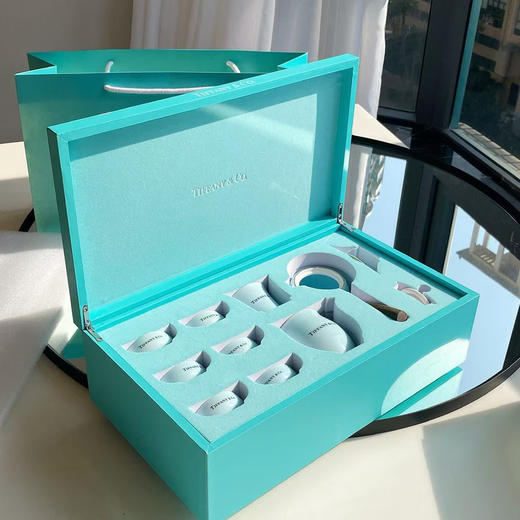 出口外贸原单！超级推荐！自用款！Tiffany茶具套装来咯！分别刻有Tiffany标志性Logo ，非常有收藏价值的一套茶具！过年送人自用都可 商品图1