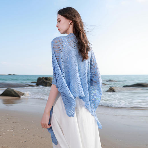 三彩2026新款游牧风镂空针织披肩外搭立体花朵蓝色氛围感松弛旅行 商品图4