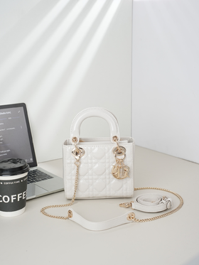 白色金扣 🌟Mini lady 戴妃