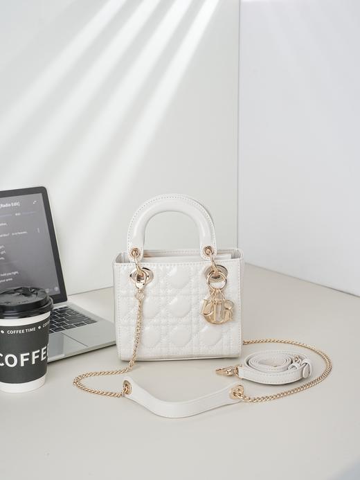 白色金扣 🌟Mini lady 戴妃 商品图0