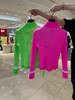 G家新款秋冬女士荧光拉链针织外套来啦！荧光色高品质也太明媚了！实物比照片还要清爽好看！整个人都活泼起来！已经可以想象在运动场上有多动人咯！荧光粉和荧光绿色这两个颜色都是热门色！运动场上亮色很出彩的！ 商品缩略图1