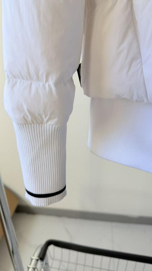 25冬款TIT纯原单鹅绒服，专柜爆款！鹅绒填充，轻快保暖，有一定厚度！纯原单货04948661 商品图5