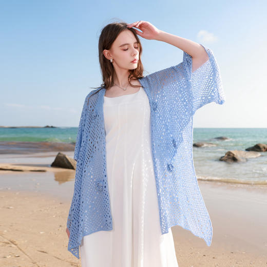 三彩2026新款游牧风镂空针织披肩外搭立体花朵蓝色氛围感松弛旅行 商品图2