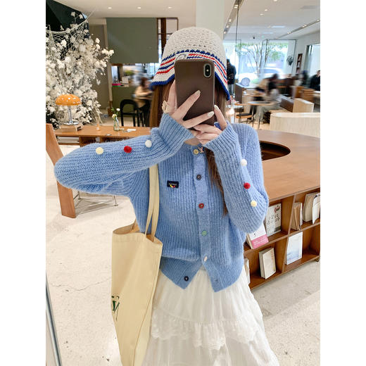 <曾小咸推荐>2.21 现货秒杀 ！微信超特价！彩色毛球针织开衫 日常179.99 立减90 秒杀89.99！！ 商品图1