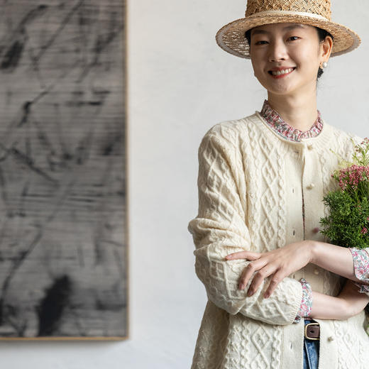 牧衣游原创 纯羊毛毛织短外套蓬松柔软保暖白色百搭毛织开衫 致卜 商品图0