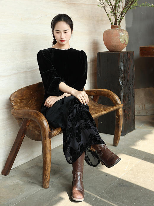 【100%桑蚕丝】 真丝丝绒长裙   过年约会、参加各种聚餐聚会总要一件能撑场面的裙子，这几条裙子藏肉显瘦不紧绷  自带优雅和贵气 商品图12