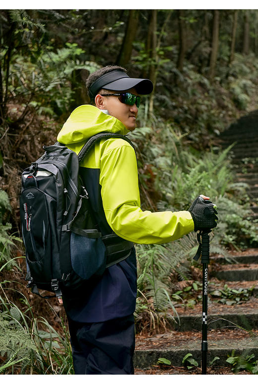 LeWalk ALPHA SV 龙年系 列拼接连帽 户外远足 防水冲锋衣 商品图1