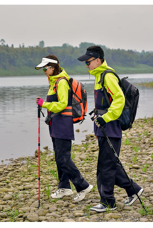 LeWalk ALPHA SV 龙年系 列拼接连帽 户外远足 防水冲锋衣 商品图2