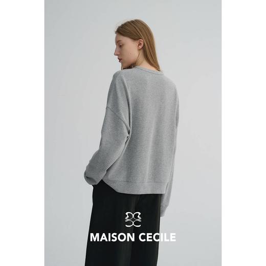 MAISON CECILE两色|羊毛棉百搭实穿牛角扣亨利领松弛落肩长袖卫衣 商品图2