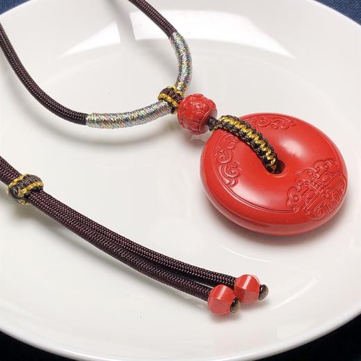 新款手编祥云纹红砂大气平安扣毛衣链吊坠   饰品美物 商品图0